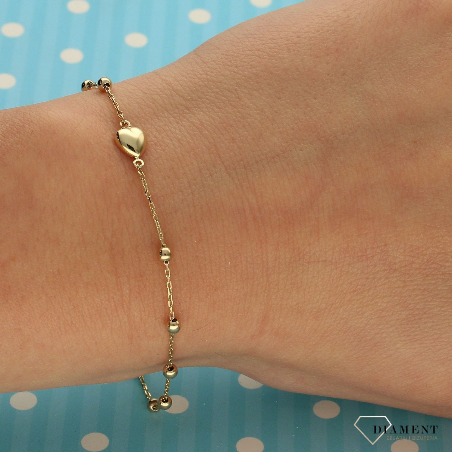 Złota bransoletka celebrytka 333 'kuleczki z serduszkiem'  (1).jpg